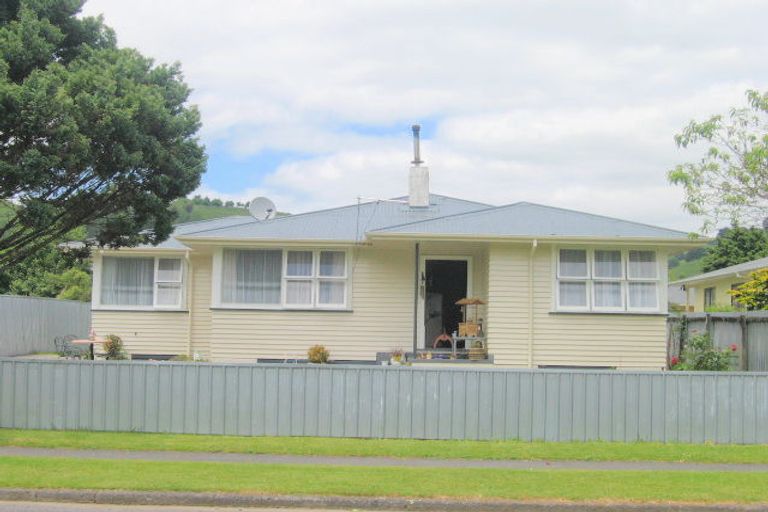 Photo of property in 67 Ngatai Street, Taumarunui, 3920