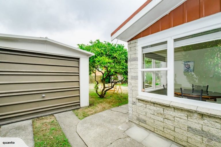 Photo of property in 48 Alexander Road, Raumati Beach, Paraparaumu, 5032