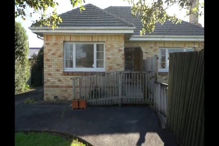 Photo of property in 67 Vardon Road, St Andrews, Hamilton, 3200