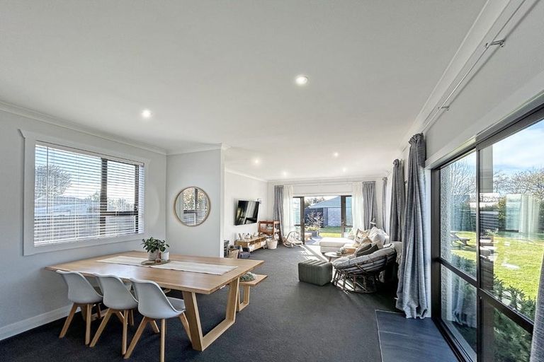 Photo of property in 12 Moa Street, Waikiwi, Invercargill, 9810