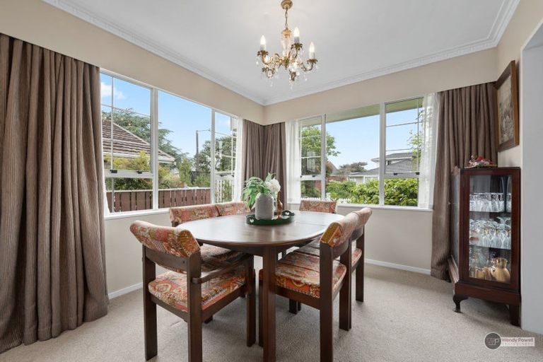 Photo of property in 28 Saint Columbans Grove, Boulcott, Lower Hutt, 5010