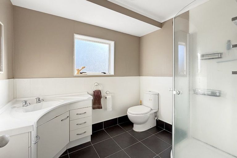 Photo of property in 79 Wairere Road, The Gardens, Auckland, 2105