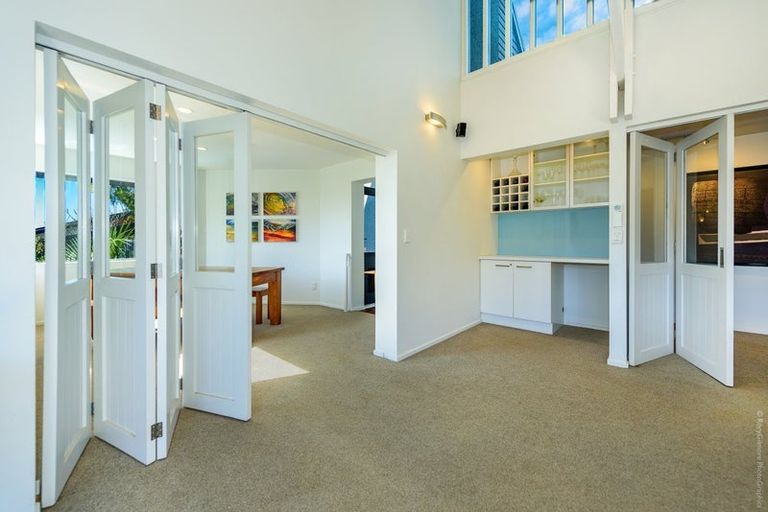 Photo of property in 11 Toledo Place, Mount Pleasant, Christchurch, 8081