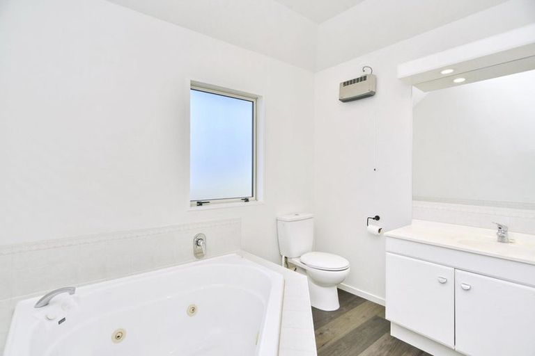 Photo of property in 3 Glastonbury Drive, Burwood, Christchurch, 8083