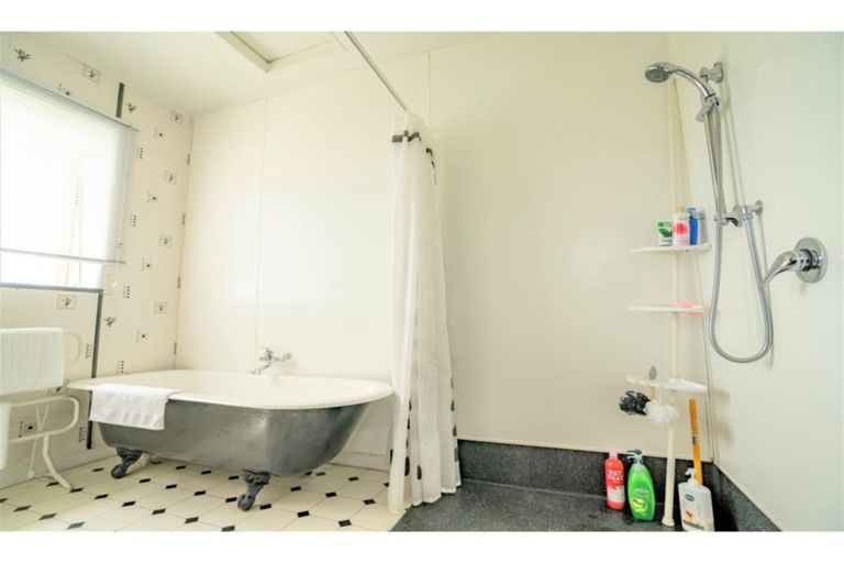 Photo of property in 5 Pearce Street, Bluff, 9814