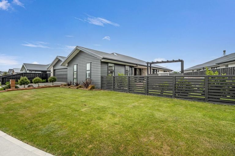 Photo of property in 13 Stackwood Avenue, Woodend, 7610