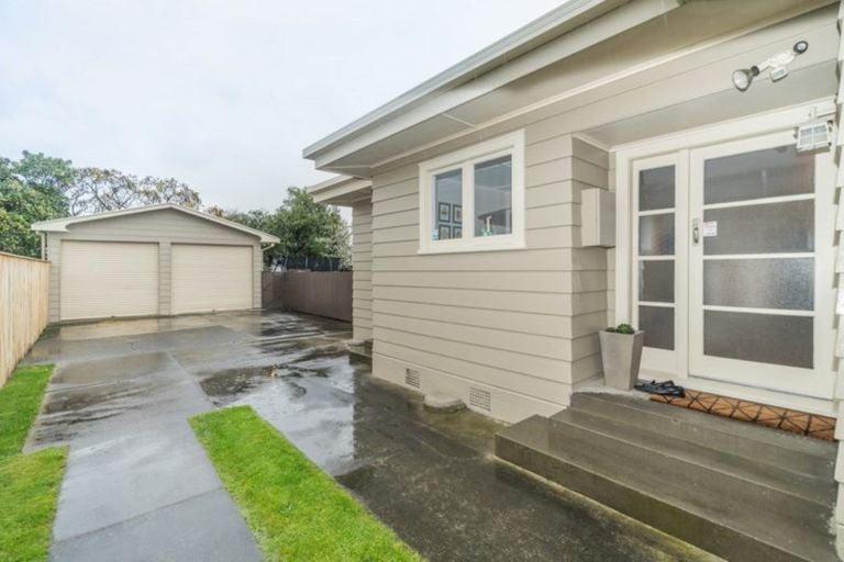 Photo of property in 30 Guy Avenue, Takaro, Palmerston North, 4410