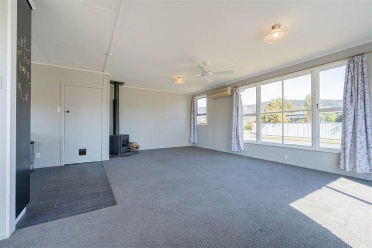 Photo of property in 26 Mararoa Drive, Manapouri, 9679