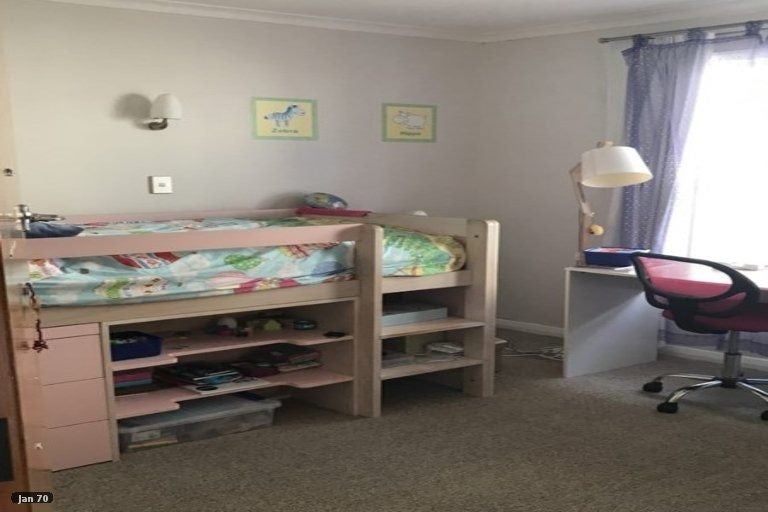 Photo of property in 3 Pembroke Street, Tawa, Wellington, 5028