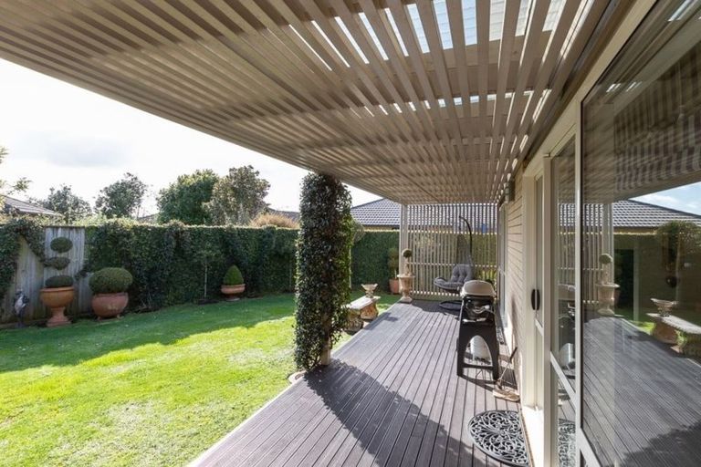 Photo of property in 15 Satchmo Place, Rototuna North, Hamilton, 3210