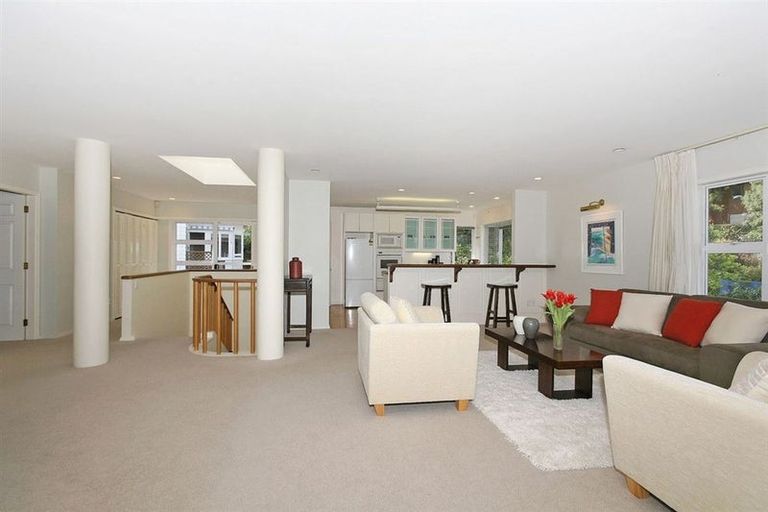 Photo of property in 1a Gill Road, Lowry Bay, Lower Hutt, 5013