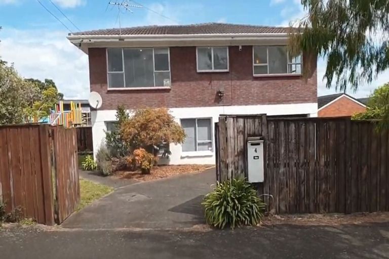 Photo of property in 4 Heaphy Street, Blockhouse Bay, Auckland, 0600