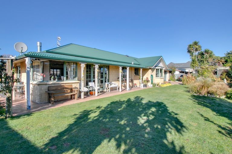 Photo of property in 238c Warwick Road, Mayfair, Hastings, 4122