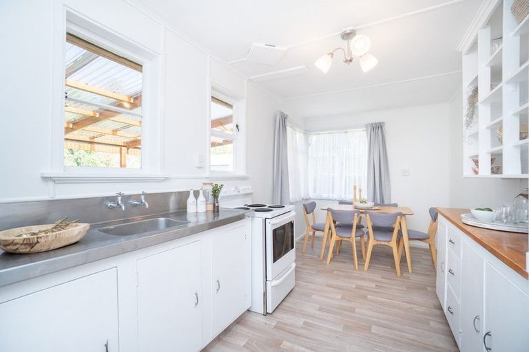 Photo of property in 48 Upham Terrace, Roslyn, Palmerston North, 4414
