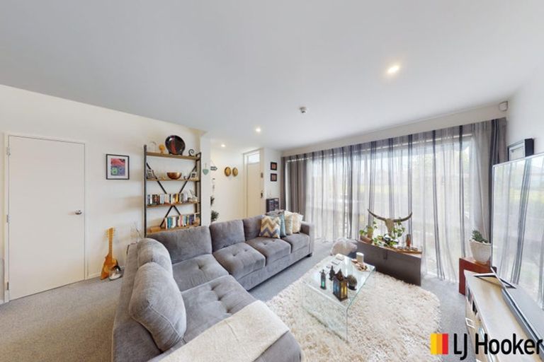 Photo of property in 5 Puninga Lane, Takanini, 2112