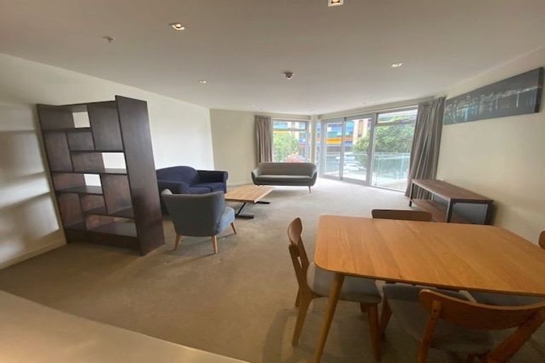 Photo of property in Piermont Apartments, 1a/82 Cable Street, Te Aro, Wellington, 6011