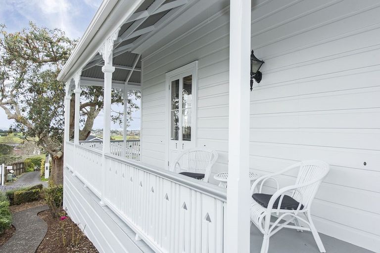 Photo of property in 55 St Vincent Avenue, Remuera, Auckland, 1050