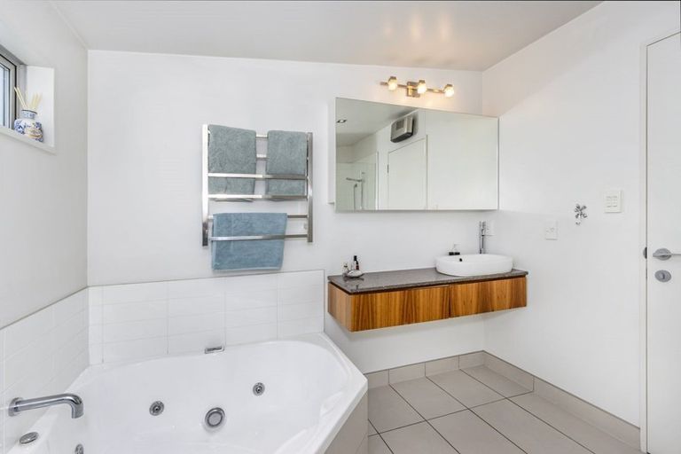 Photo of property in 42b Seddon Street, Sydenham, Christchurch, 8023