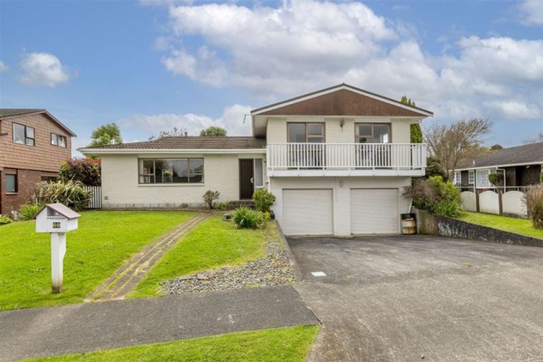 Photo of property in 69 Highbury Drive, Levin, 5510