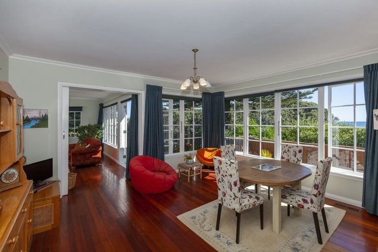 Photo of property in 1 Rosetta Road, Raumati South, Paraparaumu, 5032