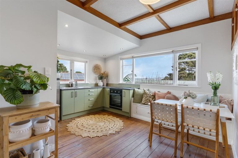 Photo of property in 30 Neptune Avenue, Beach Haven, Auckland, 0626