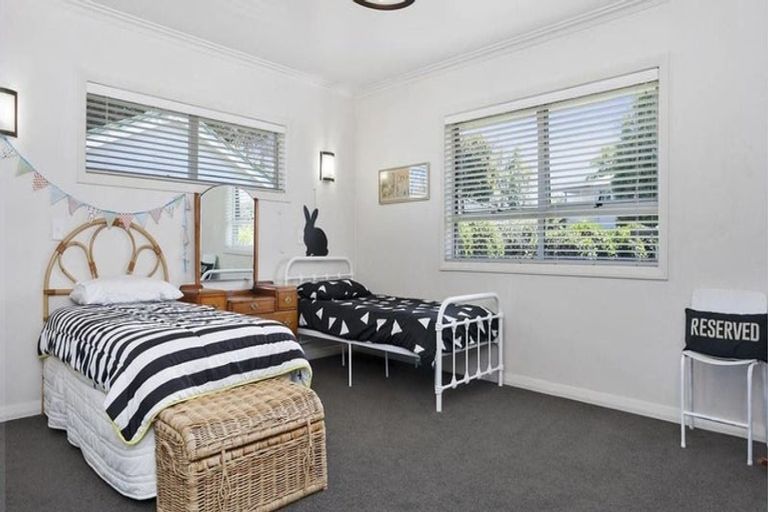 Photo of property in 162 Victoria Street, Cambridge, 3434