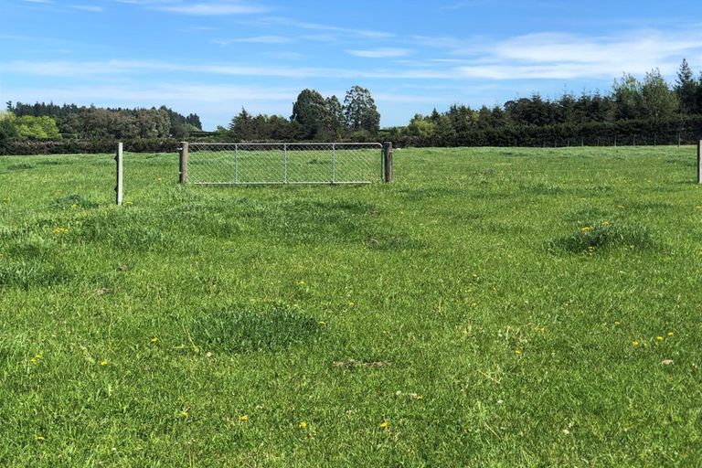 Photo of property in 830 Oxford Road, Fernside, Rangiora, 7471