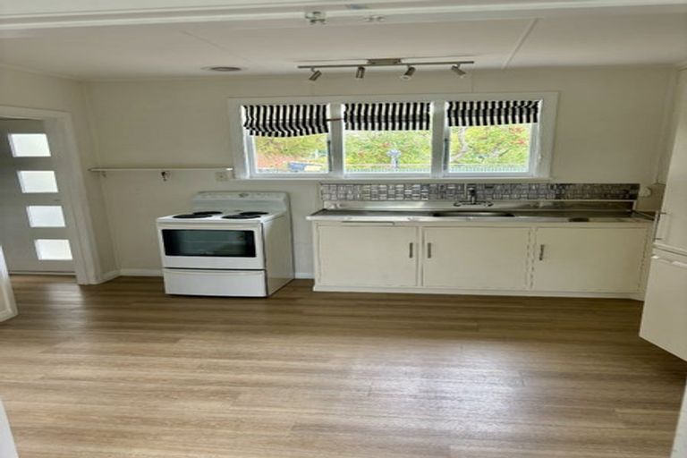 Photo of property in 2/131b Mcfaddens Road, Saint Albans, Christchurch, 8052