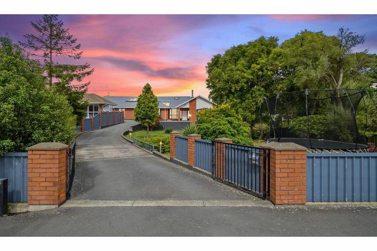 Photo of property in 1/37 Englefield Road, Belfast, Christchurch, 8051