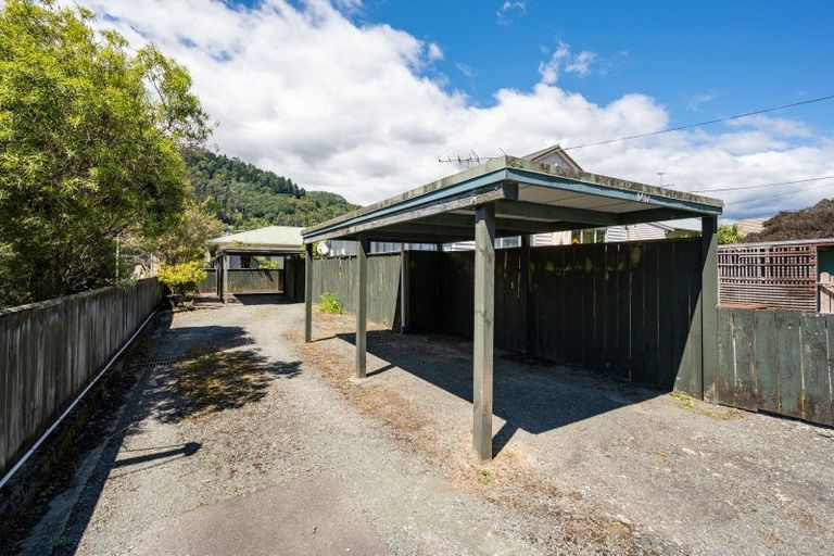 Photo of property in 141b Tipahi Street, Nelson South, Nelson, 7010