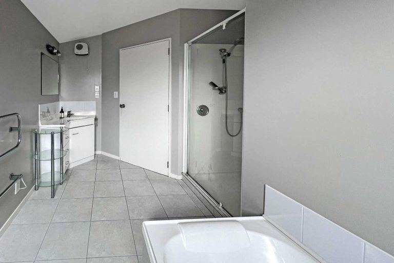 Photo of property in 44 Browning Street, Sydenham, Christchurch, 8023