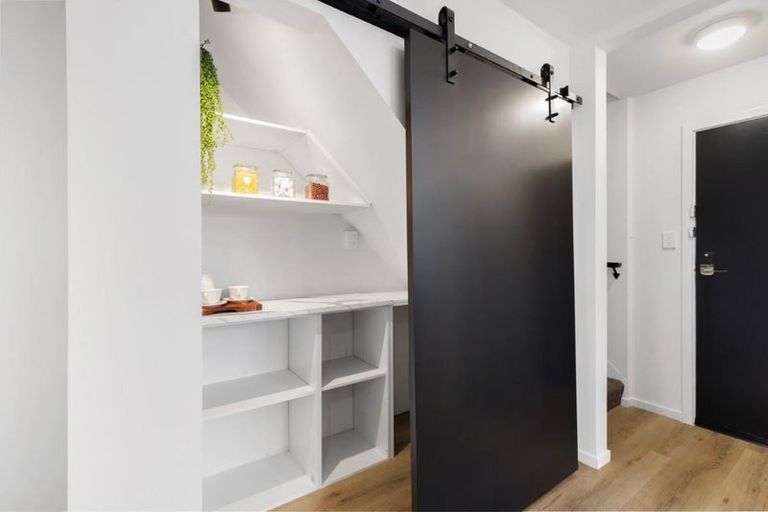 Photo of property in 2/54 Gresford Street, Edgeware, Christchurch, 8013