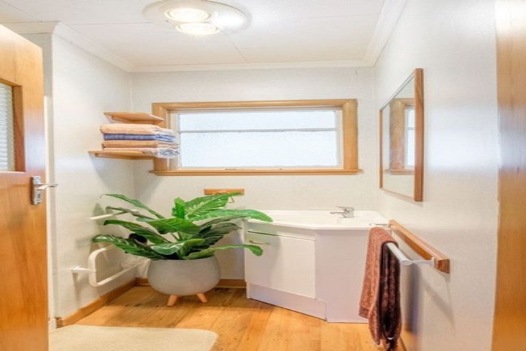 Photo of property in 127 Toi Toi Street, Toi Toi, Nelson, 7010