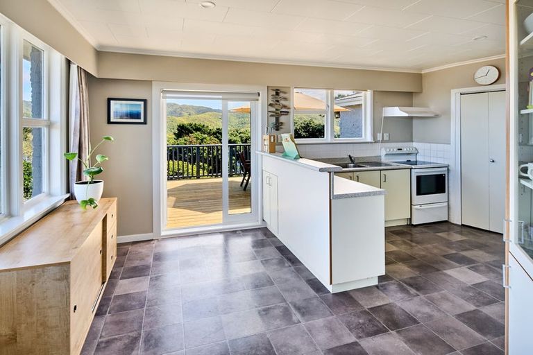 Photo of property in 7 Manitoba Place, Kingston, Wellington, 6021