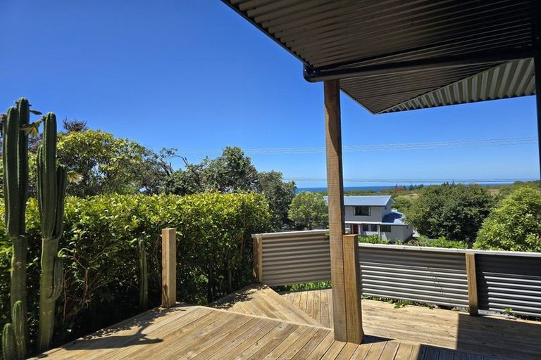 Photo of property in 74 Churchill Street, Kaikoura, 7300