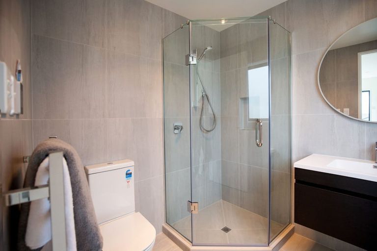 Photo of property in 2 Kauru Lane, Wainui, 0992