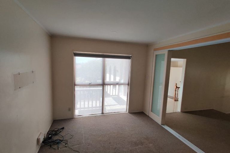 Photo of property in 31 Leaver Place, Weymouth, Auckland, 2103