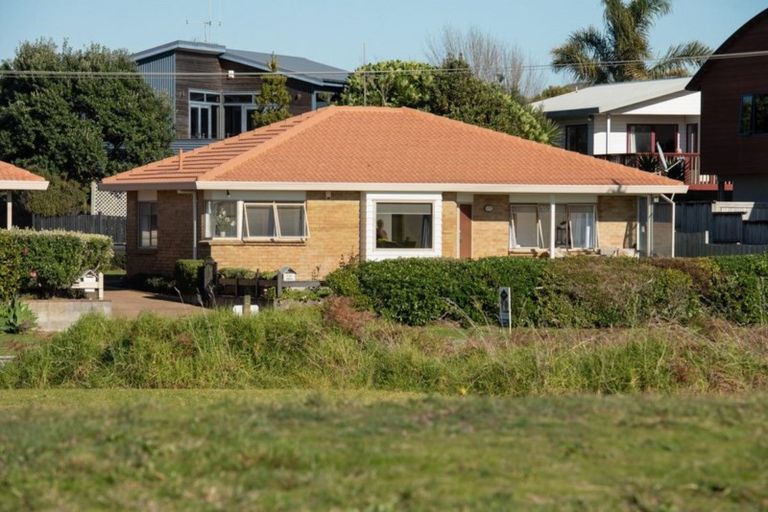 Photo of property in 380a Papamoa Beach Road, Papamoa Beach, Papamoa, 3118
