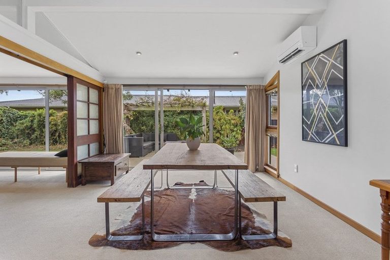 Photo of property in 33 Lynfield Avenue, Ilam, Christchurch, 8041