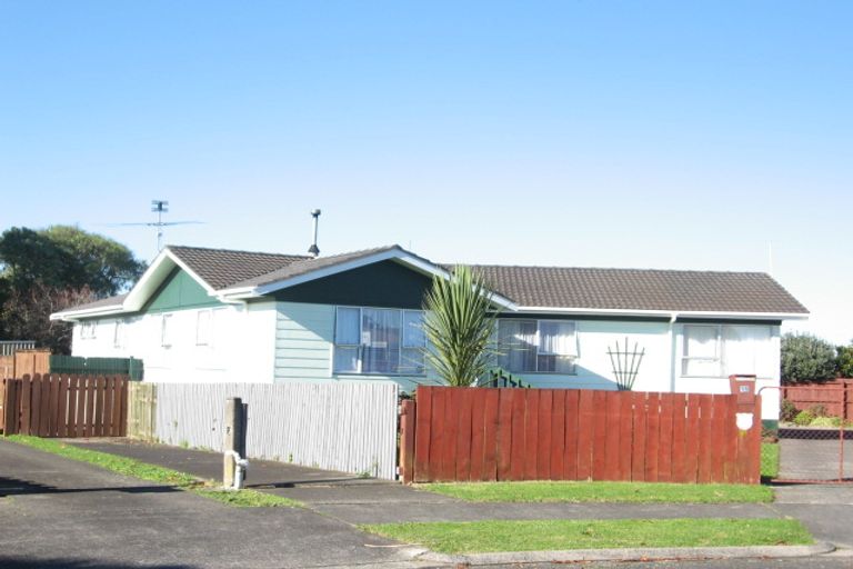 Photo of property in 15 Brent Place, Manurewa, Auckland, 2102