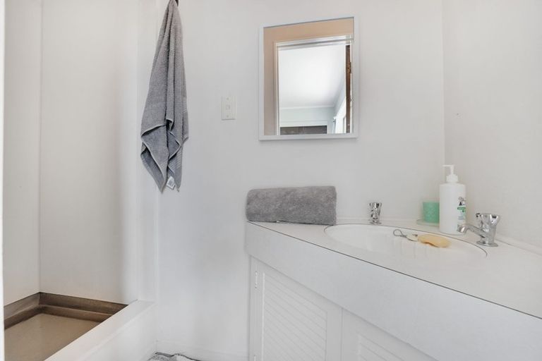 Photo of property in 3 Revell Court, Pukekohe, 2120