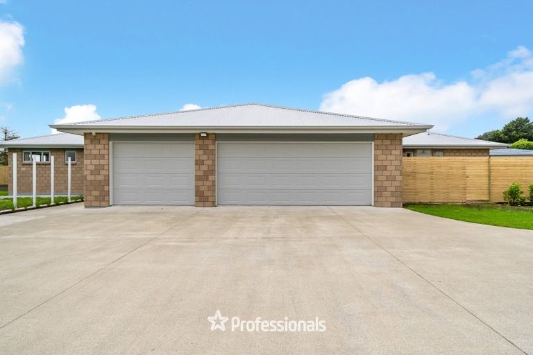 Photo of property in 3-9 Seddon Street, Waikanae, 5036