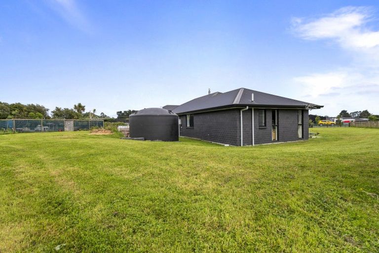 Photo of property in 12 Highland View Drive, Tokomaru, Palmerston North, 4474