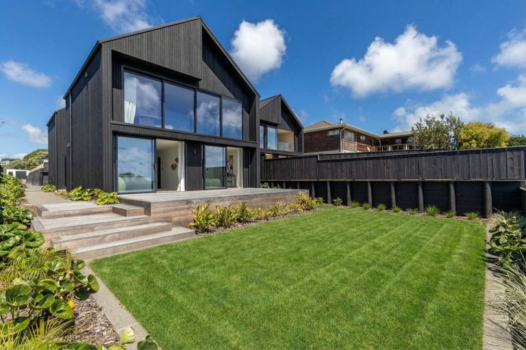 Photo of property in 10a Whiteley Street, Moturoa, New Plymouth, 4310