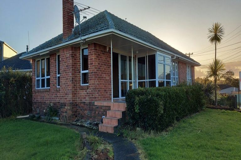 Photo of property in 1/434 Old Te Atatu Road, Te Atatu Peninsula, Auckland, 0610