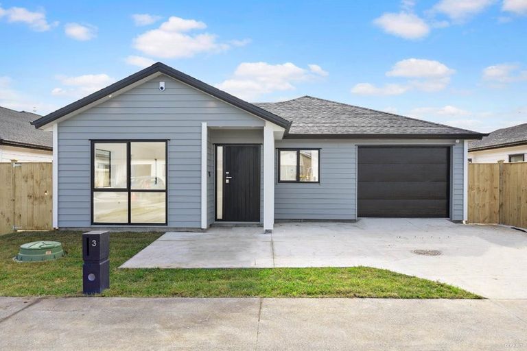 Photo of property in 3 Toropapa Close, Takanini, 2110