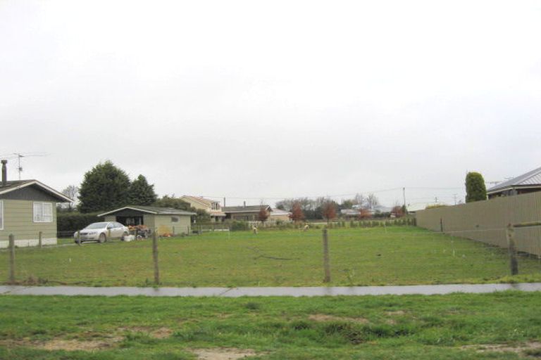 Photo of property in 69 Hunter Street, Edendale, 9825