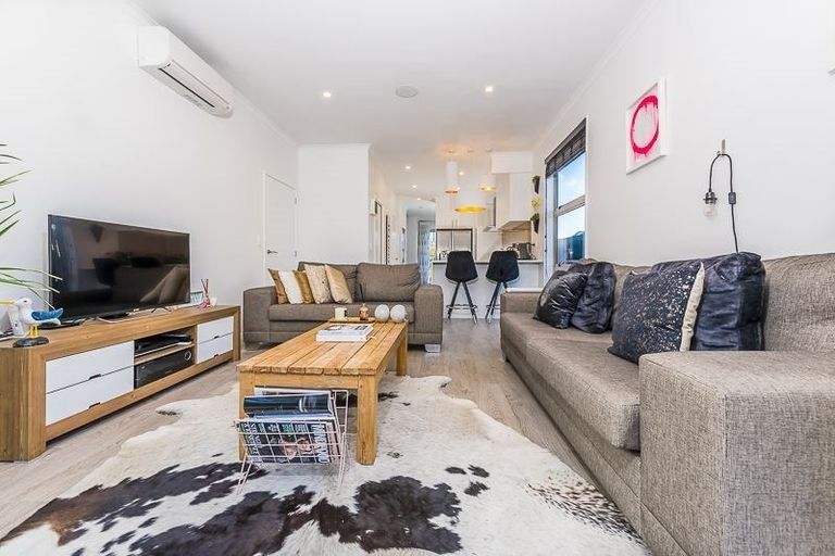 Photo of property in 2 Oioi Road, Hobsonville, Auckland, 0616