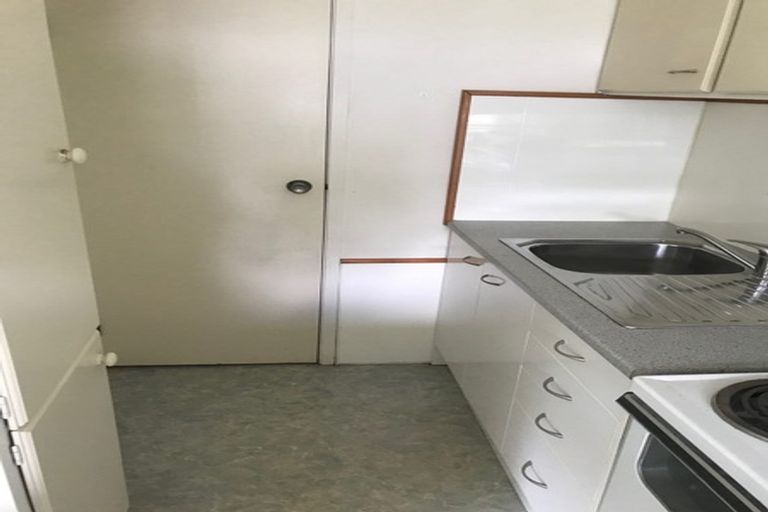 Photo of property in 2/7 Edenvale Park Road, Mount Eden, Auckland, 1024