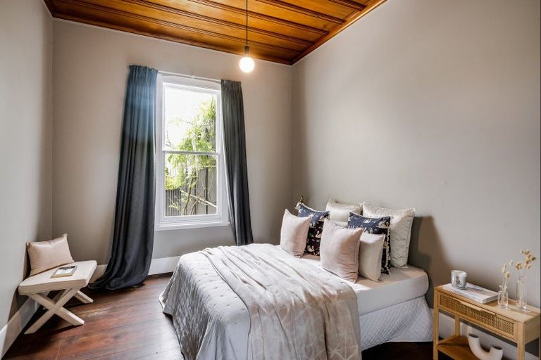 Photo of property in 413 Jervois Street, Mayfair, Hastings, 4122